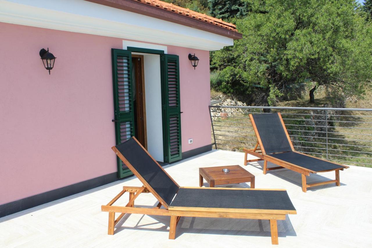 Il Nido Rifatto Bed and Breakfast Laigueglia Εξωτερικό φωτογραφία